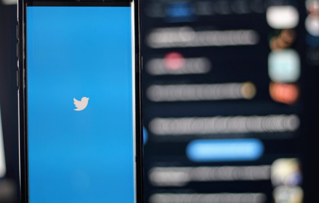 Twitter start samenwerking met eToro